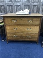 Lot 127 - AN OAK CHEST OF DRAWERS