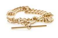 Lot 108 - A WATCH CHAIN