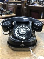 Lot 161 - AN EARLY ANVERS BELGIQUE BAKELITE TELEPHONE