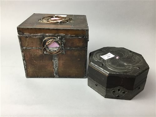 Lot 179 - AN OCTAGONAL WOODEN TRINKET BOX AND ANOTHER