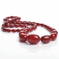 Lot 1886 - CHERRY RED BAKELITE BEAD NECKLACE with...