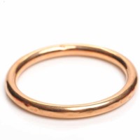 Lot 1914 - SPHERICAL GOLD BANGLE fully hallmarked, 12g