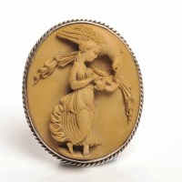 Lot 1919 - LAVA CAMEO BROOCH depicting a classical female...