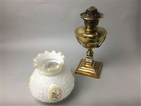Lot 415 - A VICTORIAN BRASS OIL LAMP ALONG WITH OTHER ACCESSORIES