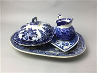 Lot 428 - A BIRKS BROTHERS & SEDDON WILLOW PATTERN ASHET ALONG WITH OTHER CERAMICS