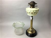Lot 440 - A BRASS COLUMN OIL LAMP