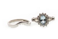 Lot 68 - A BLUE GEM SET AND DIAMOND CLUSTER RING AND SHAPED BAND