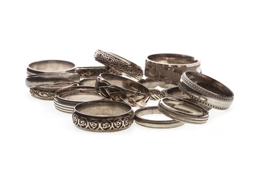 Lot 261 - A COLLECTION OF VARIOUS SILVER RINGS