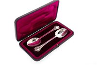 Lot 757 - A PAIR OF EDWARDIAN SILVER SERVING SPOONS