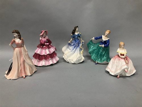 Lot 265 - A LOT OF FIVE FIGURES INCLUDING ROYAL DOULTON AND COALPORT