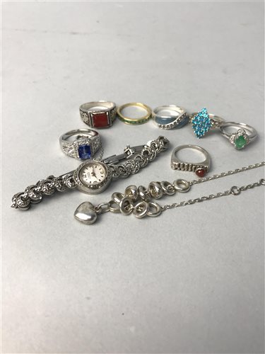 Lot 38 - A GROUP OF SILVER JEWELLERY