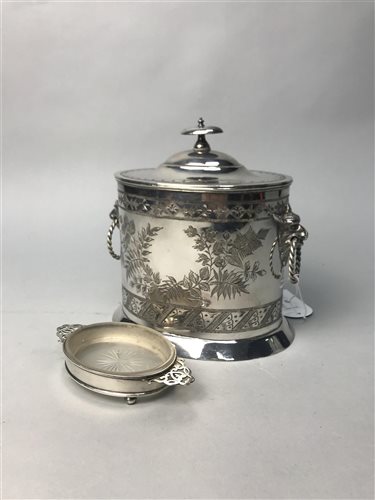Lot 49 - A LOT OF SILVER AND SILVER PLATE