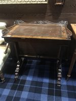 Lot 253 - A VICTORIAN ROSEWOOD OBLONG WRITING TABLE