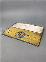 Lot 392 - AN EARLY 20TH CENTURY ENAMEL AND YELLOW METAL BUTTON AND BUCKLE SET