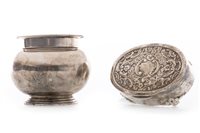 Lot 816 - AN EDWARDIAN SILVER BOX AND CADDY