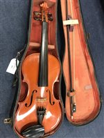 Lot 464 - A VIOLIN WITH BOW, IN CASE