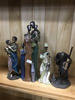 Lot 420 - A LOT OF AFRICAN FIGURES