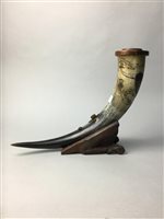 Lot 422 - A DECORATED HORN
