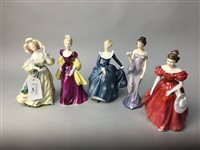 Lot 489 - A LOT OF FIVE ROYAL DOULTON FIGURES