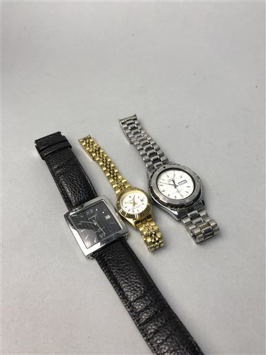 Lot 14 - A LOT OF WRIST WATCHES