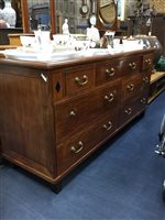 Lot 547 - A MAHOGANY CHEST OF DRAWERS