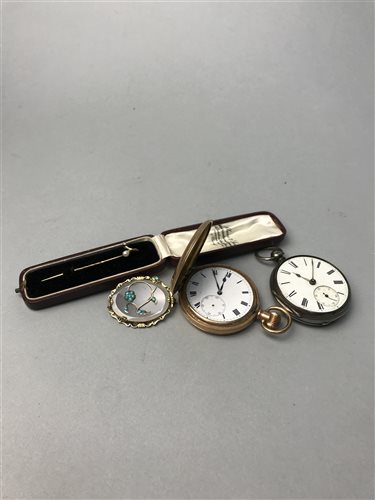 Lot 4 - A VICTORIAN BROOCH, PIN AND TWO POCKET WATCHES