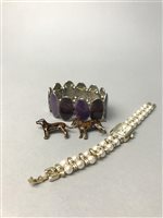 Lot 75 - A LOT OF TWO KENART DOG BROOCHES AND OTHER COSTUME JEWELLERY