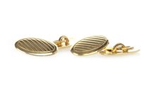 Lot 199 - A PAIR OF CUFF LINKS