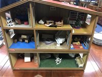 Lot 161 - A LUNDBY DOLLS' HOUSE WITH FURNISHINGS AND ACCESSORIES