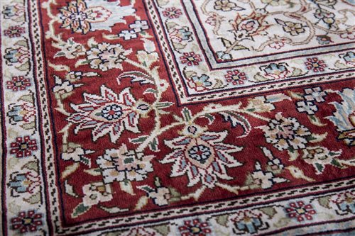 Lot 1003 - A CHINESE RUG