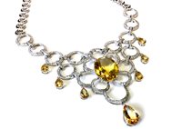 Lot 172 - A YELLOW TOPAZ AND DIAMOND NECKLET
