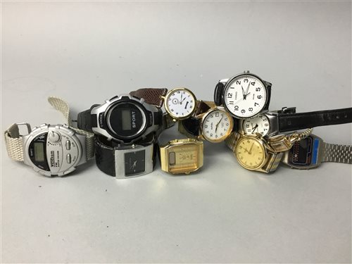 Lot 22 - A LOT OF VARIOUS WATCHES
