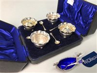 Lot 6 - SET OF FOUR LATE VICTORIAN OPEN SALT DISHES WITH SPOONS AND ANOTHER