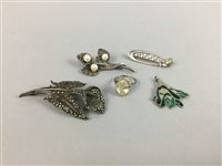 Lot 241 - A SILVER OLA GORIE BROOCH AND OTHER JEWELLERY