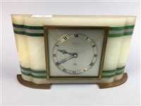 Lot 254 - AN ART DECO TIMEPIECE