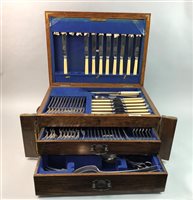 Lot 260 - A CANTEEN OF CUTLERY