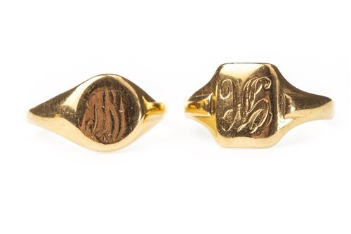 Lot 75 - TWO SIGNET RINGS