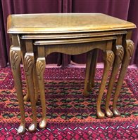 Lot 402 - A NEST OF THREE TABLES, SIDE TABLE AND SMALL TABLE