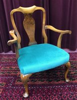 Lot 403 - A REPRODUCTION CARVER CHAIR