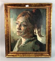 Lot 102 - AN OIL PAINTED PORTRAIT OF A YOUNG LADY