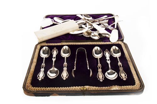 Lot 846 - A SET OF SIX EDWARDIAN SILVER COFFEE SPOONS WITH OTHER SILVER SPOONS