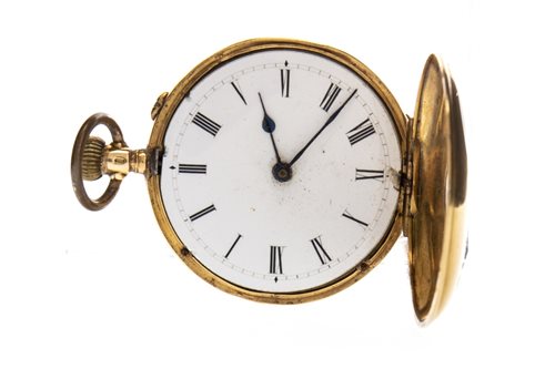 Lot 757 - A LADY'S CONTINENTAL GOLD FOB WATCH