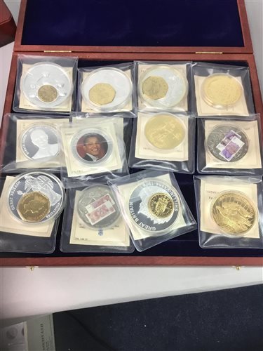 Lot 17 - A LARGE COLLECTION OF VARIOUS CIRCULATION BRITISH AND INTERNATIONAL COINS