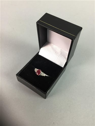 Lot 4 - ART DECO STYLE RUBY AND DIAMOND RING