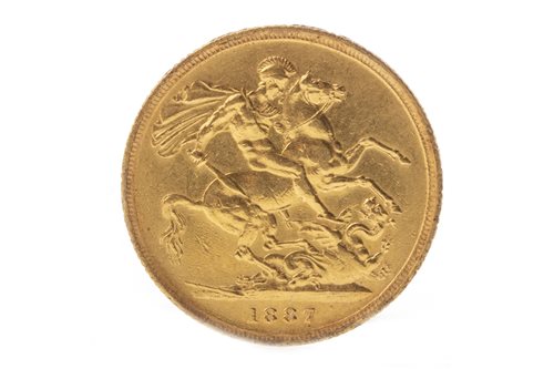 Lot 521 - A GOLD SOVEREIGN, 1887