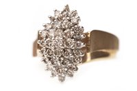 Lot 108 - A DIAMOND CLUSTER RING