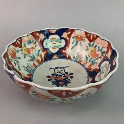 Lot 234 - A DECORATIVE IMARI BOWL