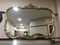 Lot 250 - A LARGE VICTORIAN STYLE GILT FRAMED WALL MIRROR