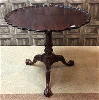 Lot 246 - A REPRODUCTION GEORGIAN STYLE TURNOVER TEA TABLE