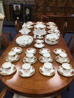 Lot 293 - A ROYAL ALBERT OLD COUNTRY ROSES TEA AND DINNER SERVICE